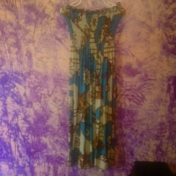 dress - Picture 1 of 2